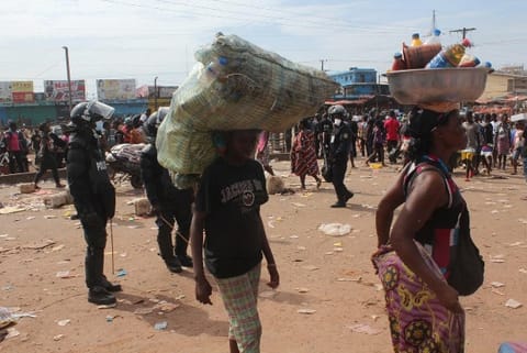 Liberia coronavirus lockdown off to chaotic start