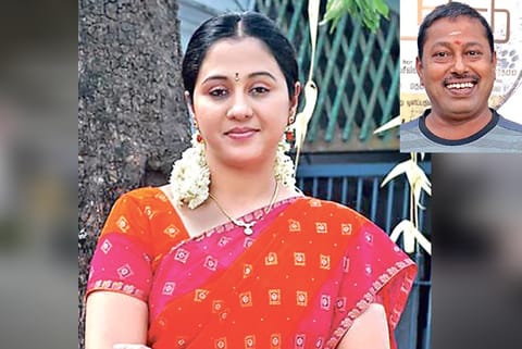 Devayani, kids learn Silambam during lockdown