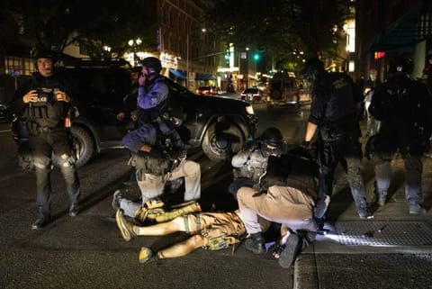 1 killed in Portland as Trump supporters clash with protesters