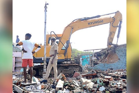 More than 21K families living along Buckingham Canal to be evicted