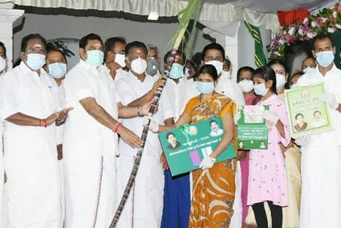Ask TN govt not to give gift tokens with CM's pics: DMK urges EC