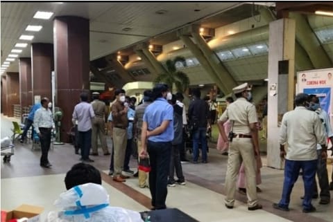 Health Secretary Radhakrishnan inspects Chennai airport