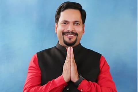 Sanjeev Jha (Twitter)