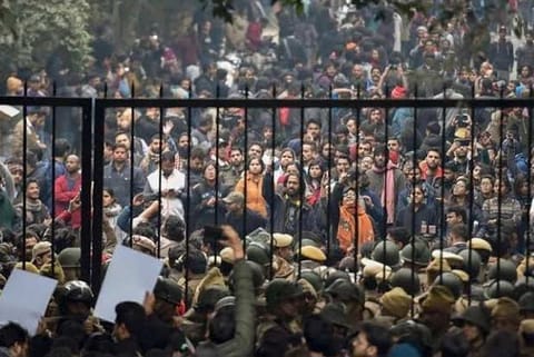 JNU violence: Delhi Police identifies 37 students from WhatsApp group