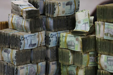 Yemen's rival powers battle over banknotes