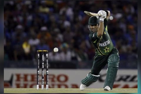 Akmal lauds Rohit's power-hitting, calls Dhoni India's 'best ever'