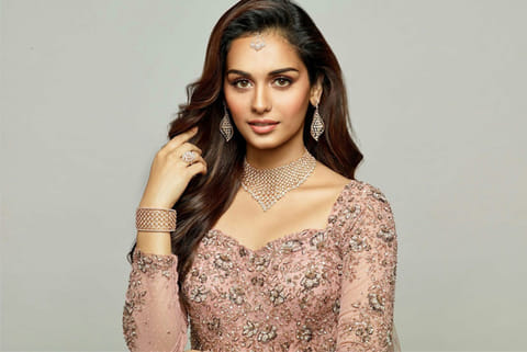 Manushi Chhillar