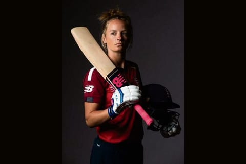 Picture Credit: Danielle Wyatt twitter profile