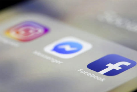 4 in 5 users removing private information from social media apps globally