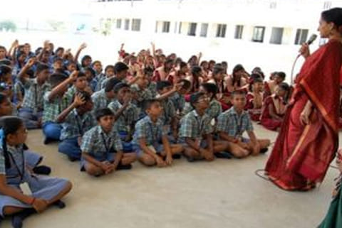 Singer Bombay Jayashri with students of Manjakudi.