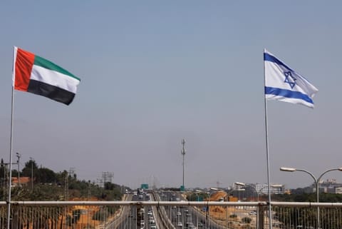 Leading Israel, UAE banks sign cooperation agreement