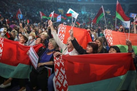 Belarus opposition offers talks as U.N. hears fears of 'another iron curtain'