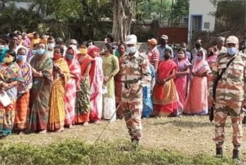 Sporadic violence marks fifth phase of Bengal polls