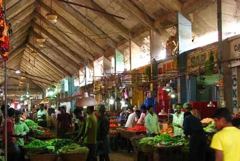 Closure of Tambaram market sans notice over rising cases irks traders