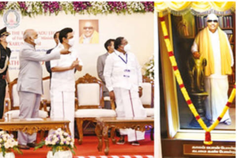 President unveiling the portrait of the late chief minister during the function at the Assembly