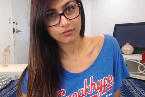 Mia Khalifa now gives 'shoutout to the farmers'