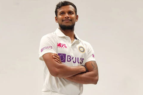 INDvAUS: Debutant Natarajan shines as Australia score 274/5 courtesy Labuschagne ton