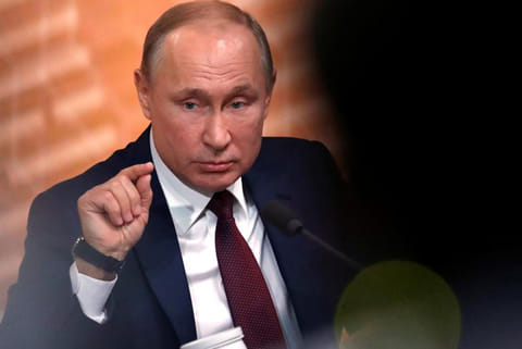 Putin hails WWII heroes, warns of degrading Europe security