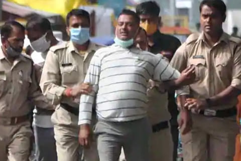 6 held for helping Vikas Dubey escape