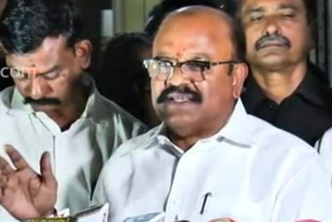 Tamil Nadu Deputy Speaker's son, 6 others booked for attacking DMK leader