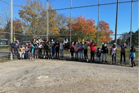 Students from St. Martin de Porres School ran for Terry Fox Run event donating for Cancer (Twitter)