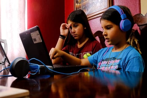 Digital university to be built on the 'hub-and-spoke' model and expansion of 'one class-one TV