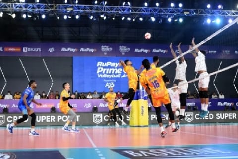 Ahmedabad Defenders beat Chennai Blitz 3-2