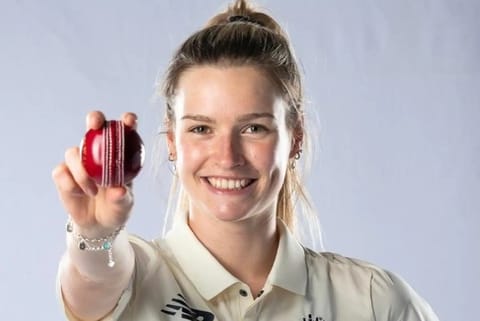England player  Lauren Bell (Image Courtesy: IANS)