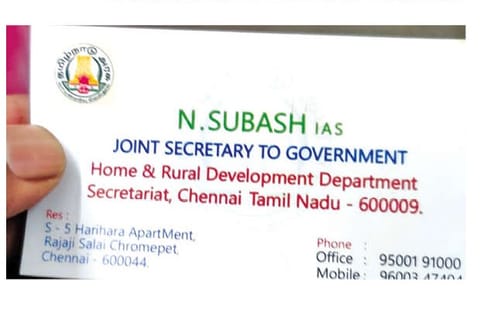 The fake business card he had been using