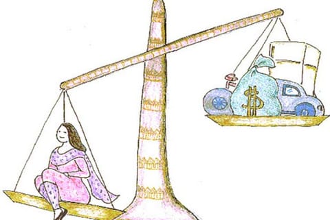 Erode woman ends life alleging dowry harassment; kin protest