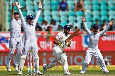 Jadeja is adjudged lbw to Moeen Ali on the second day