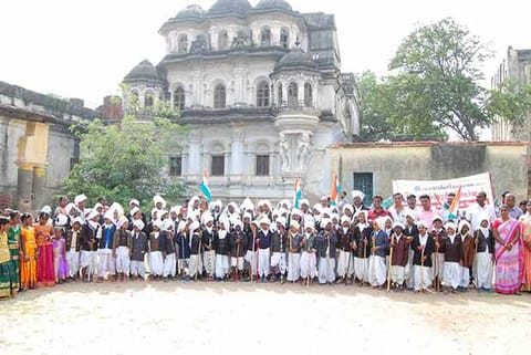 Children dressed as Bharathiyar take out a rally from Ettaypuram Palace to the house of the poet