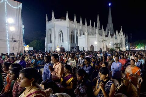 Devotees offer mid-night mass prayers on the occasion of Christmas at a church in Chennai (File photo)