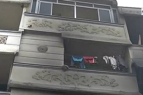 Four die after fire breaks out in apartment complex