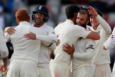 England's Moeen Ali celebrates the wicket of South Africa's Duanne Olivier and winning the match