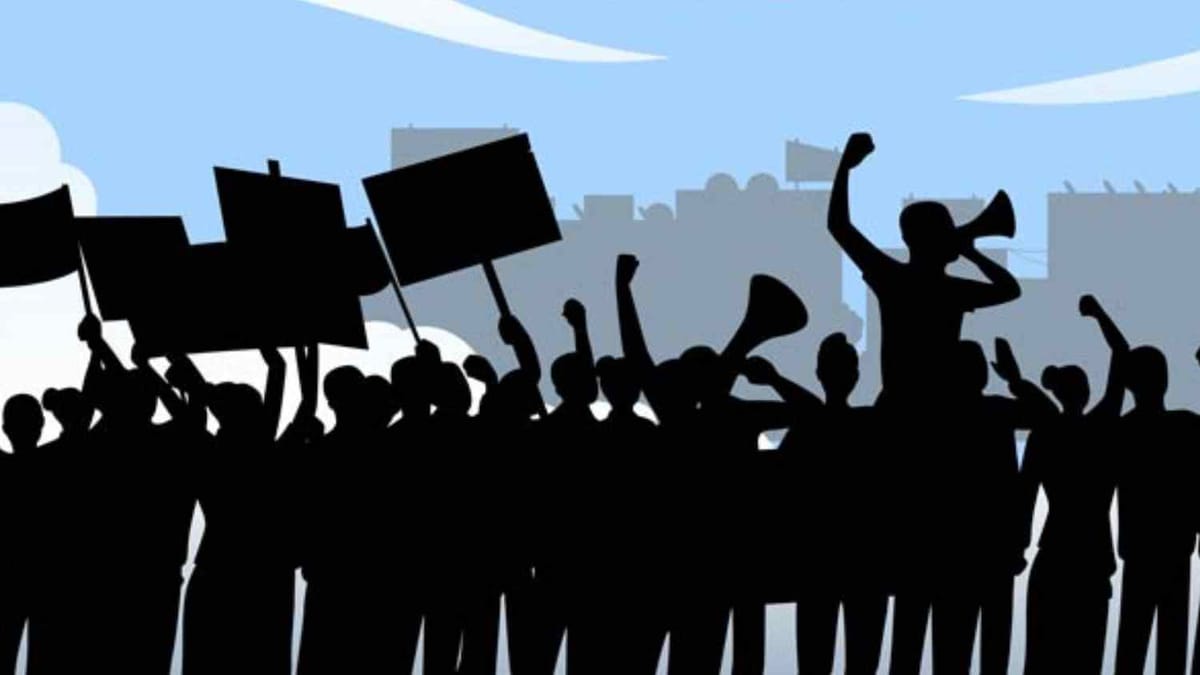 Garment workers stage protest over withdrawal of direct company ...