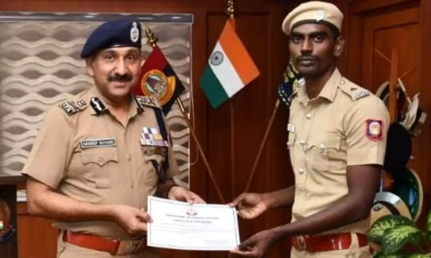 CoP Rathore appreciates constable for providing CPR to accident victim