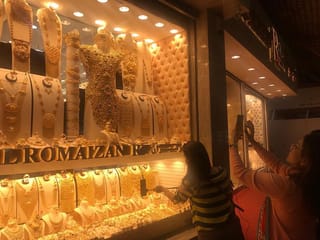 Dubai 24-k gold prices soars above Dh550 as international rates jump