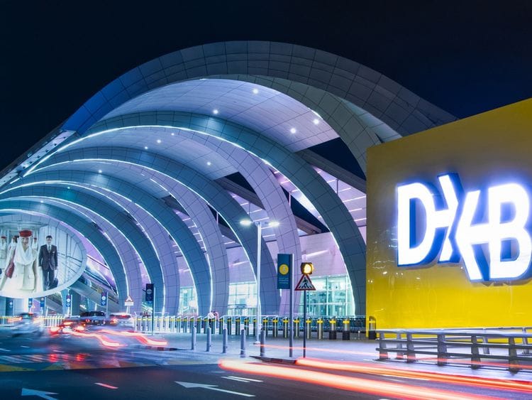NAT 191210 DXB RUSH-1575972796016