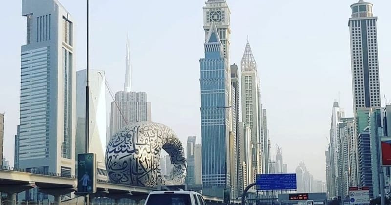 Dubai gibt zweites wirtschaftliches Anreizpaket von 1,5 Milliarden Dirham bekannt, um Geschäftskosten zu senken und wichtige Sektoren zu unterstützen. Dubai gibt zweites wirtschaftliches Anreizpaket von 1,5 Milliarden Dirham bekannt, um Geschäftskosten zu senken und wichtige Sektoren zu unterstützen.