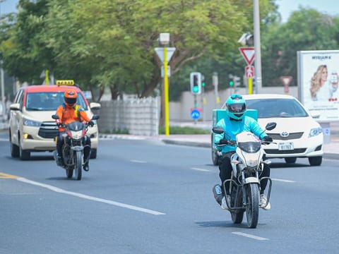 RTA says that delivery riders will be prohibited from using the two leftmost lanes on roads with five lanes or more, and the leftmost lane on roads with three or four lanes. 