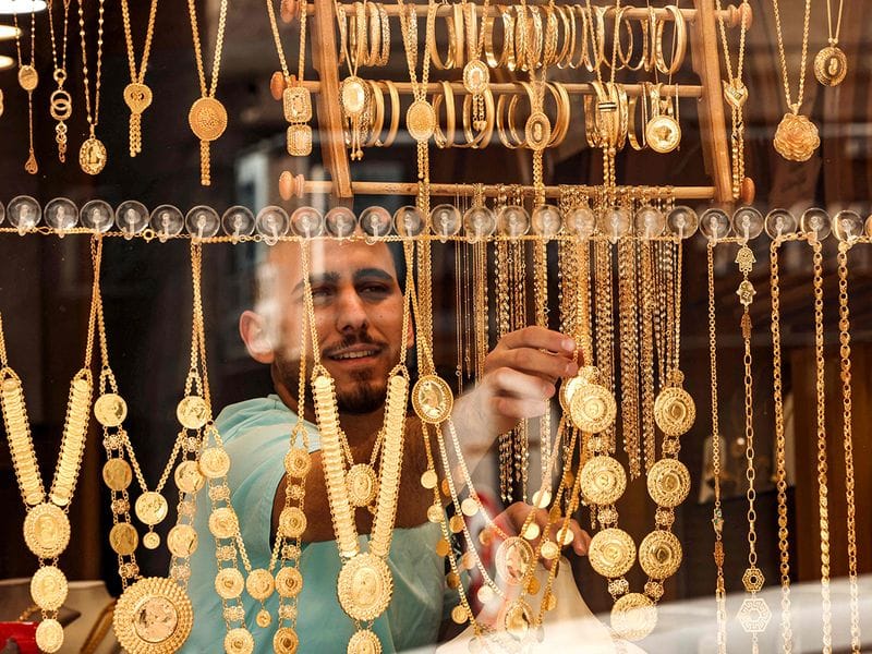 Stock - Gold / Gold shopping / Gold jewellery 