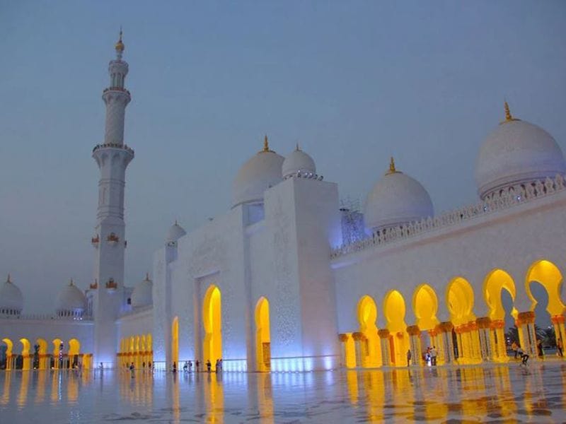 The Sheikh Zayed Grand Mosque in Abu Dhabi