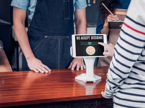 As demand and expectations for payment with the crypto increase, efforts to cater to this demand are also rising. 