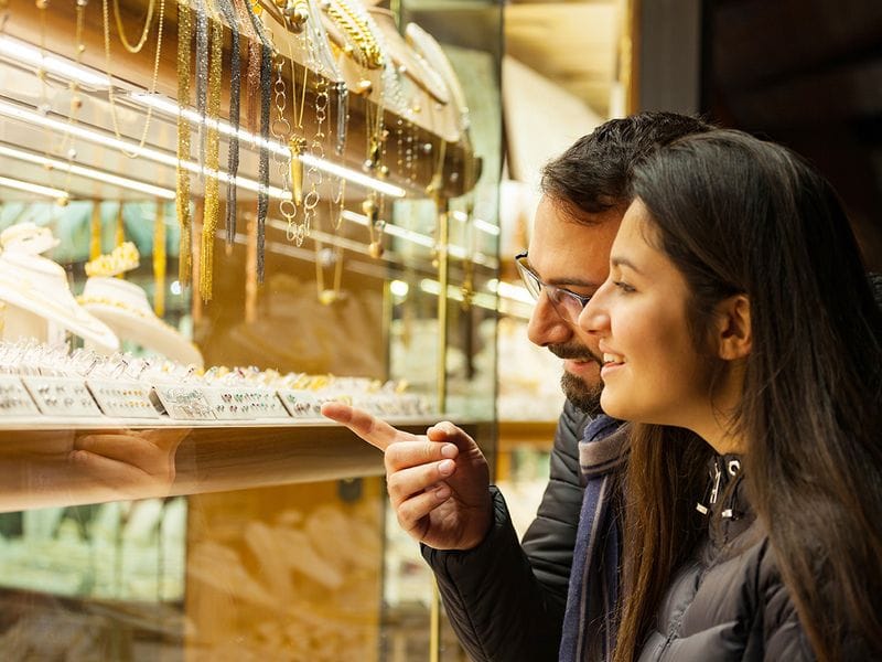Gold shoping