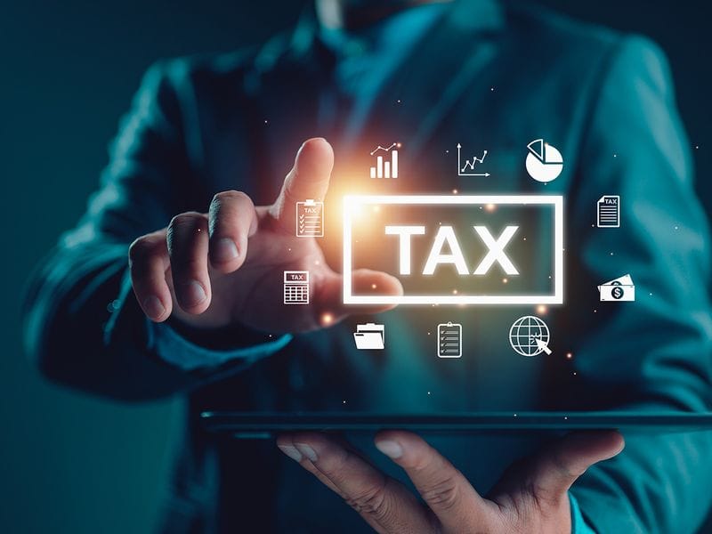 STOCK Corporate tax / Tax