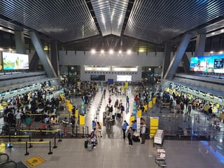 Philippine carriers continue to cancel Middle East trips, charter flights back home arranged