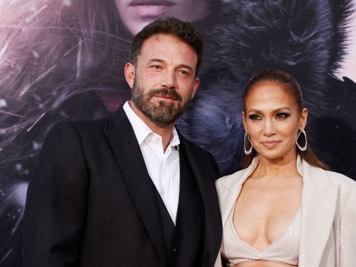 Ben Affleck with wife Jennifer Lopez-1683795000959