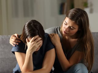7 signs you’re acting as a therapist to your friend — and how to fix it 