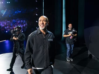 Filipino-American comedy icon Jo Koy live in Abu Dhabi: One night, one mic, endless laughs!